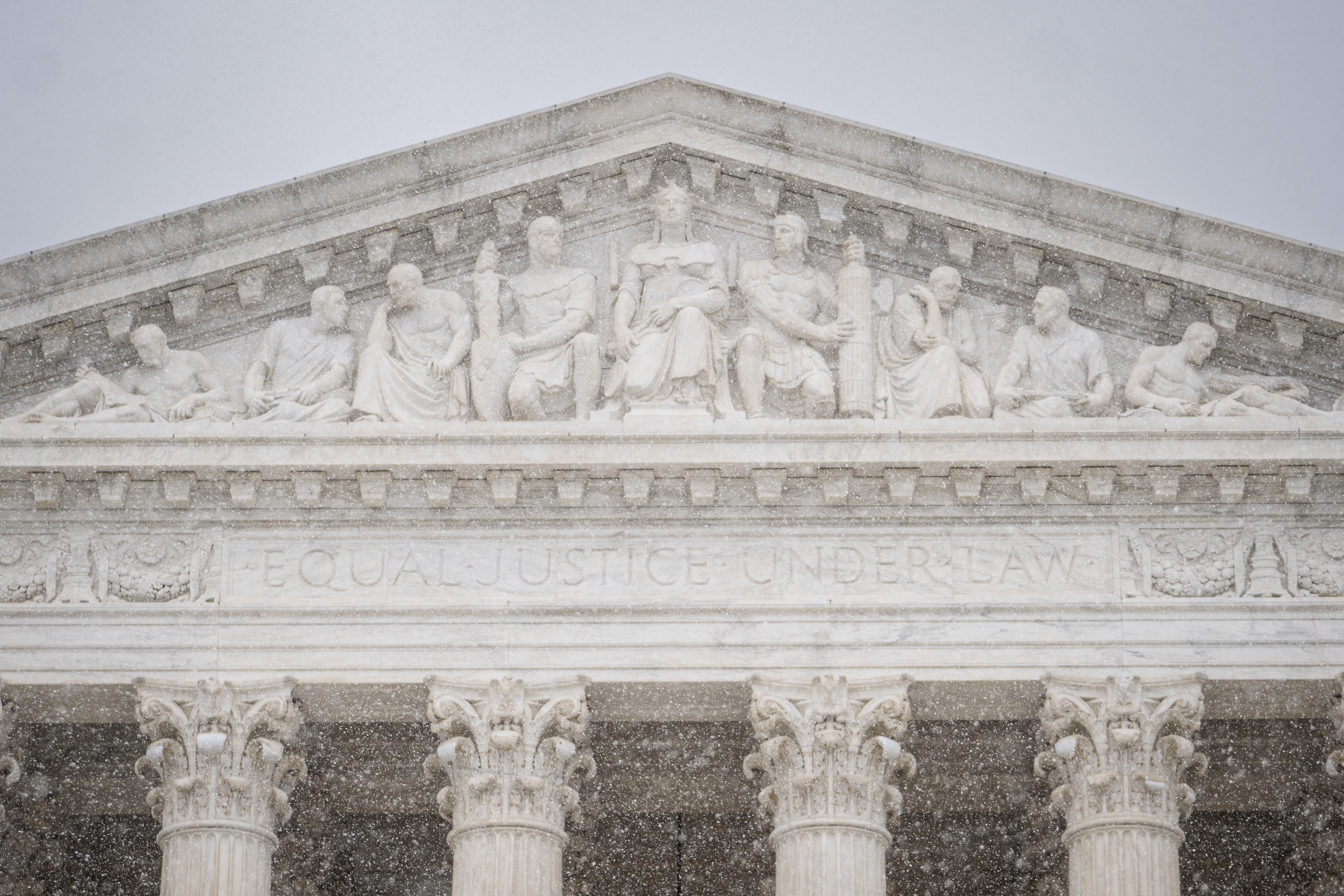 Supreme Court to Hear Challenge to Trump’s Birthright Citizenship Order