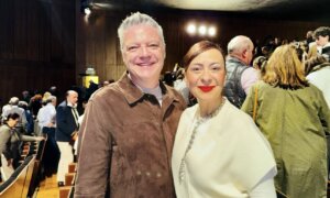 Spanish Entrepreneur and Writer Moved by Shen Yun’s Beauty and Spiritual Depth