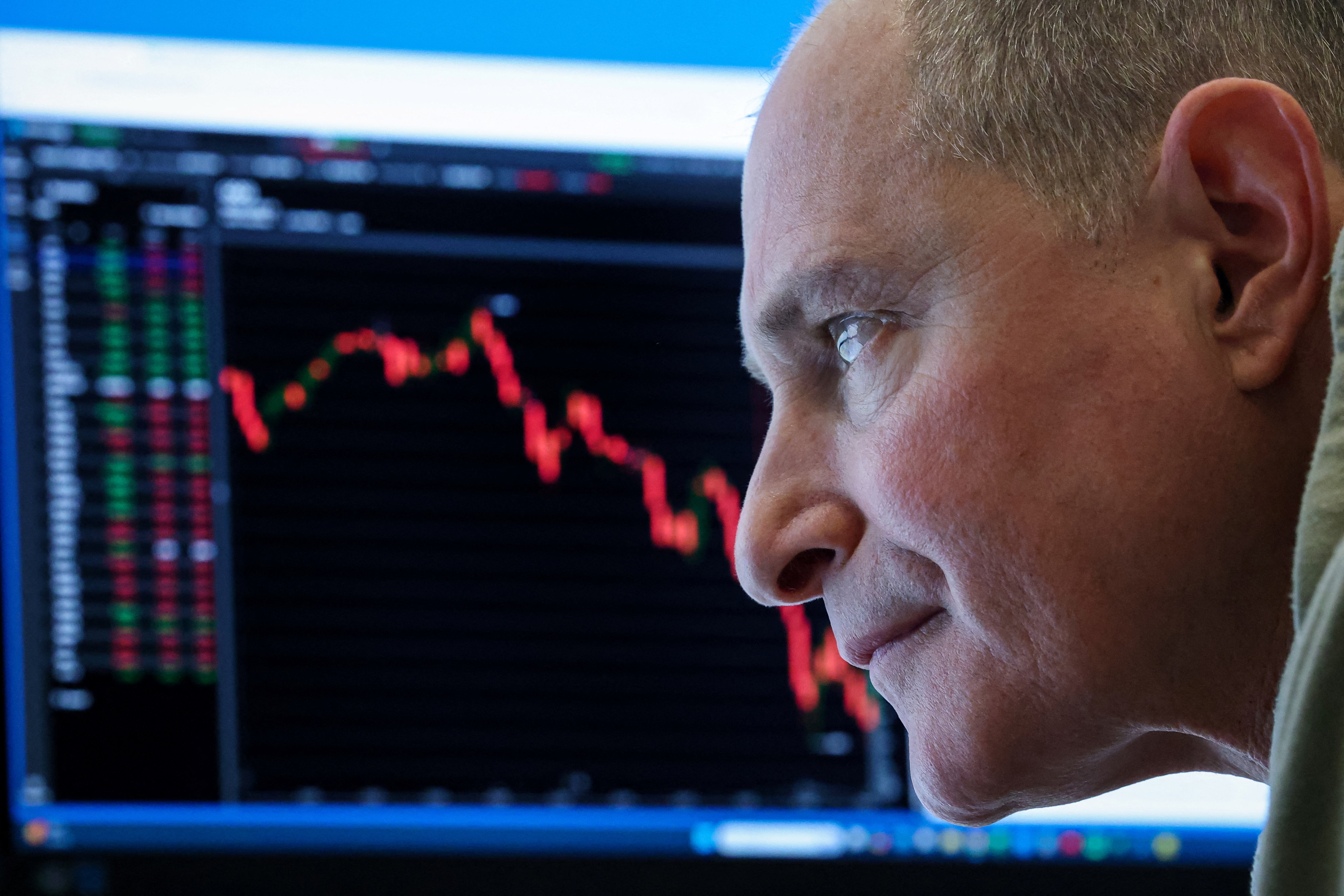 Wall Street Opens Down on Iran Turmoil