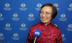 Audiences Touched by Shen Yun’s Message of Peace and Kindness