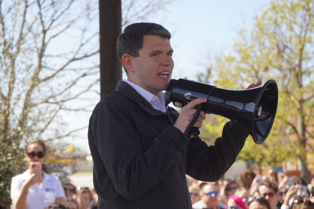 Talarico Beats Crockett to Win Texas Democratic Senate Primary