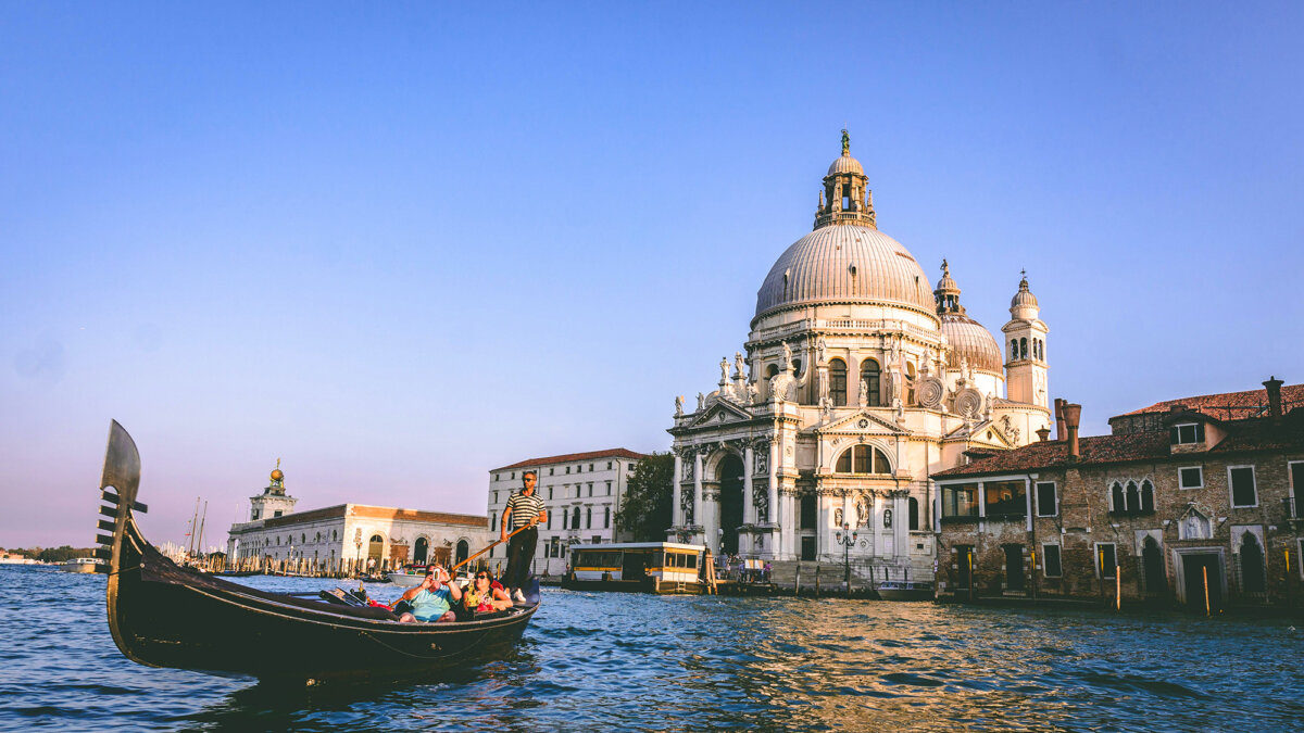 Venice, Italy, is built on more than 100 small islands connected by bridges and canals within the Venetian Lagoon. (Chait Goli/Pexels)