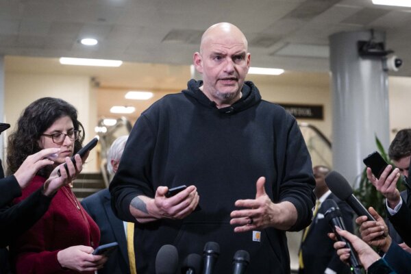 Fetterman Warns ‘Overreaction’ Against AI and Data Centers Benefits China