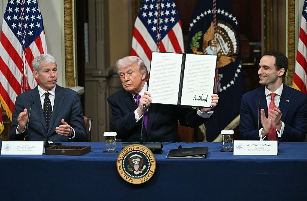 Trump, AI Companies Sign Ratepayer Protection Pledge at White House Roundtable Meeting