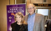 ‘Nearly Brings Me to Tears’: Theatergoer Stirred by Shen Yun’s Stories in Phoenix