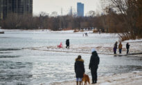 Ice ‘Extremely Unsafe,’ Hamilton Police Say After Six End up in Water