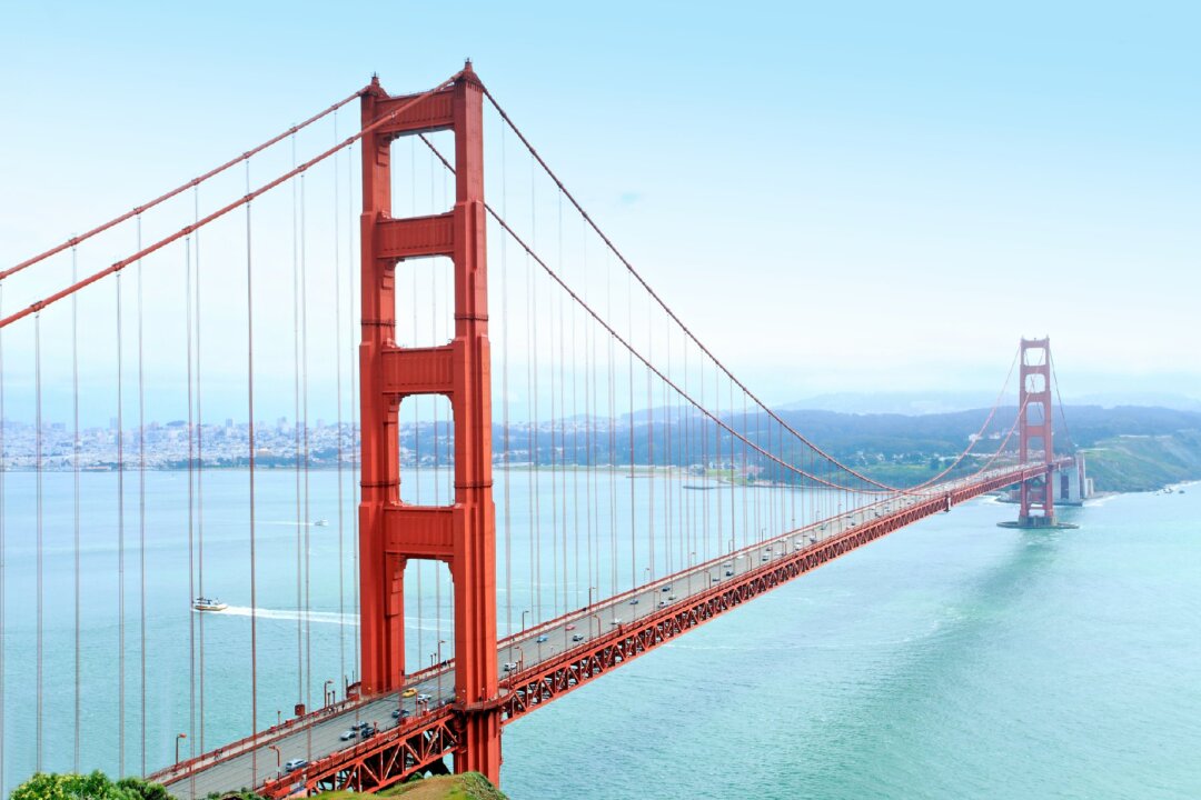 Apple Engineer Killed in Fishing Boat Accident Under Golden Gate Bridge