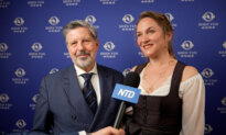 German Soprano: Shen Yun Humorously Shares Good Philosophical Principles Through Storytelling