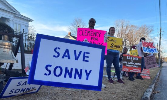 Alabama Governor Commutes Death Sentence of Accomplice Convicted in Shooting Death