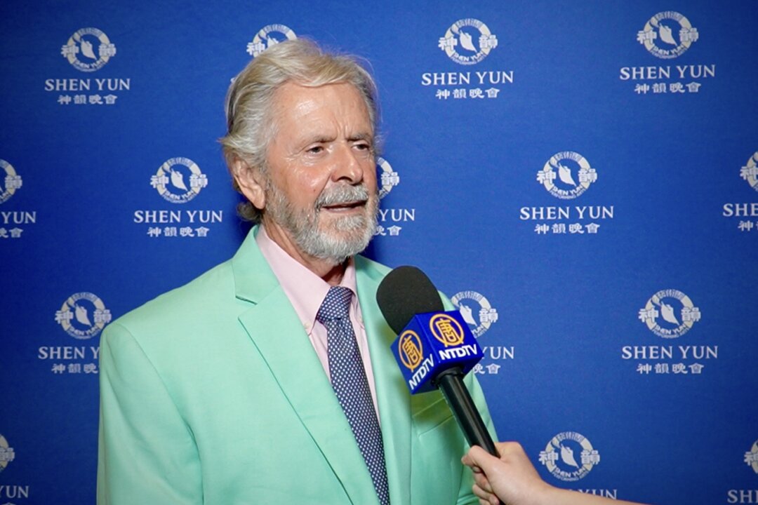 Harry Cooper at the Shen Yun Performing Arts performance at Koger Center for the Arts, in Columbia, on March 10, 2026. (Yeawen Hung/The Epoch Times)