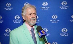 Retired Professor Finds Shen Yun to Be Refreshing