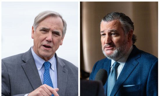 Senators Unveil Bipartisan Bill to Protect Falun Gong, Counter Forced Organ Harvesting