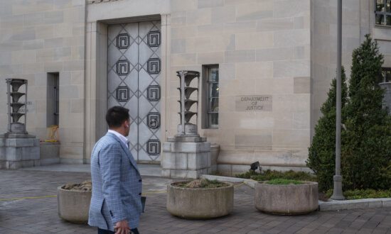 Chicago Man Sentenced to 25 Years for Conspiring With ISIS