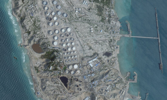 Iran Faces Imminent Oil Shut-Ins as Storage Nears Capacity