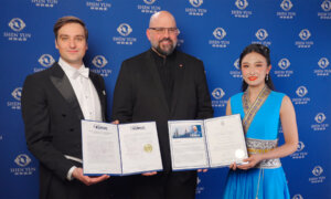 Canadian Politician Praises Shen Yun as Eye-Opening Experience