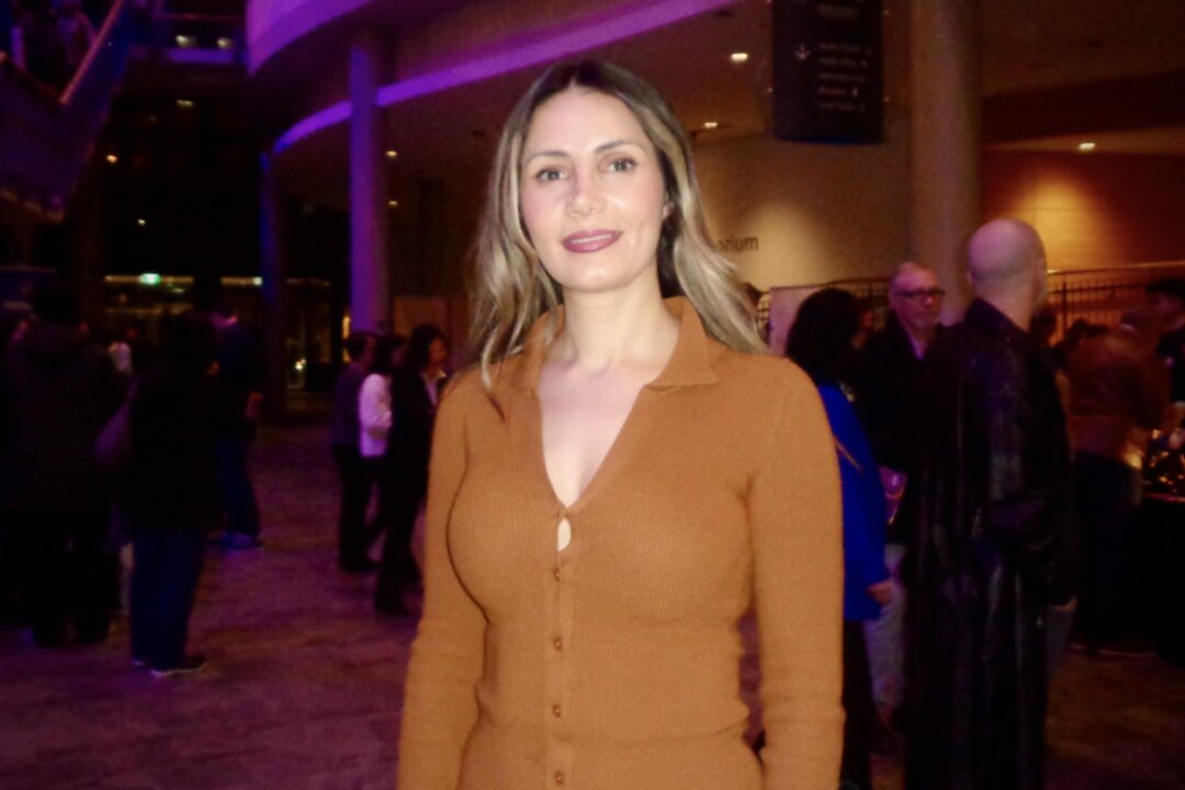 Sue-Maya Hawass enjoyed Shen Yun's evening show at the Living Arts Centre, in Canada, on March 14, 2026. (NTD)