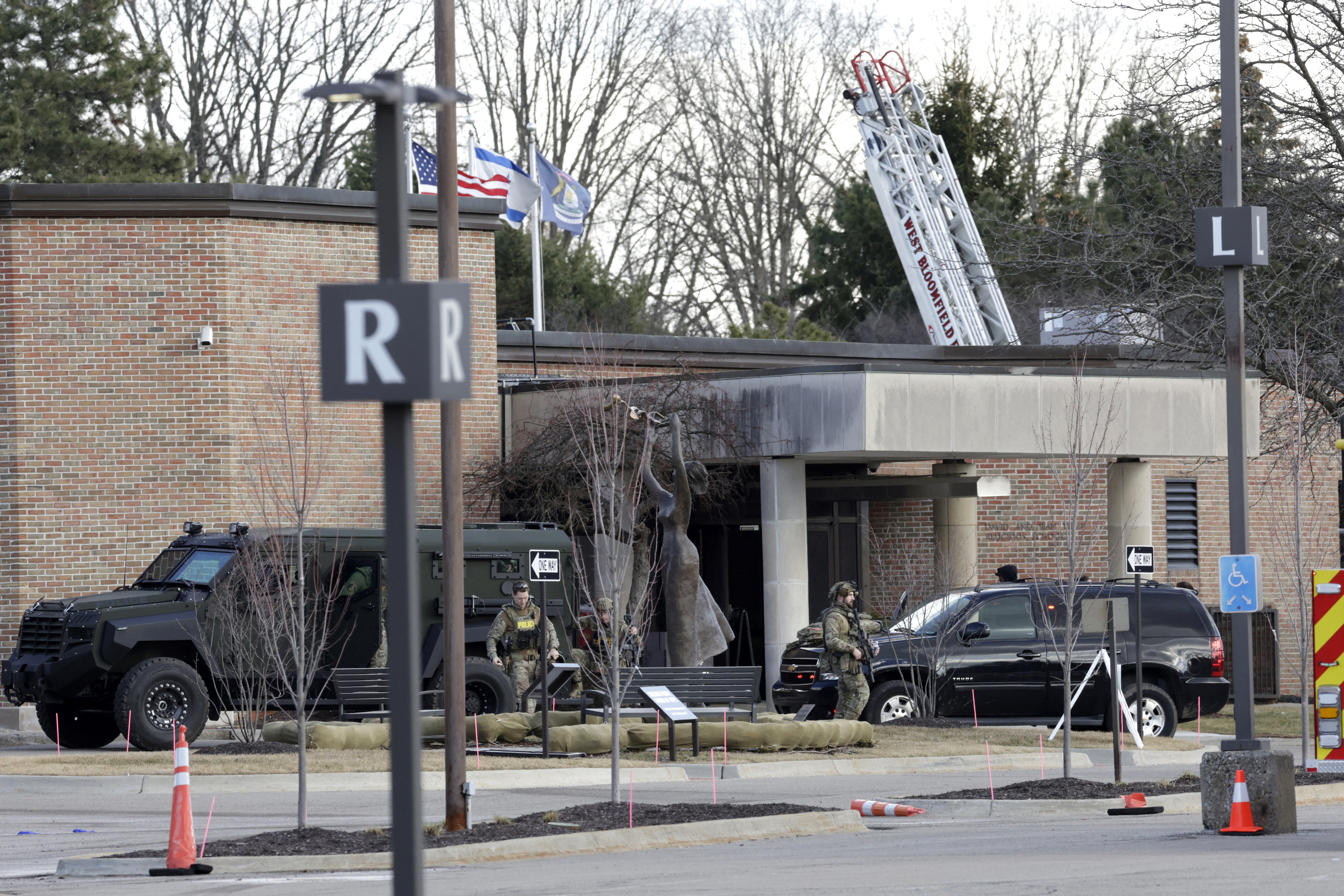 US-SHOOTING-SYNAGOGUE-MICHIGAN