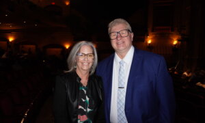 Former Police Lieutenant and Wife Praise Shen Yun’s Extraordinary Artistry