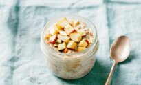 Overnight Oats: an Easy, Nutrient-Dense Breakfast–How to Make Them