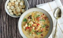 Café Beaujolais Clam Chowder Gets My Vote on a Chilly Day