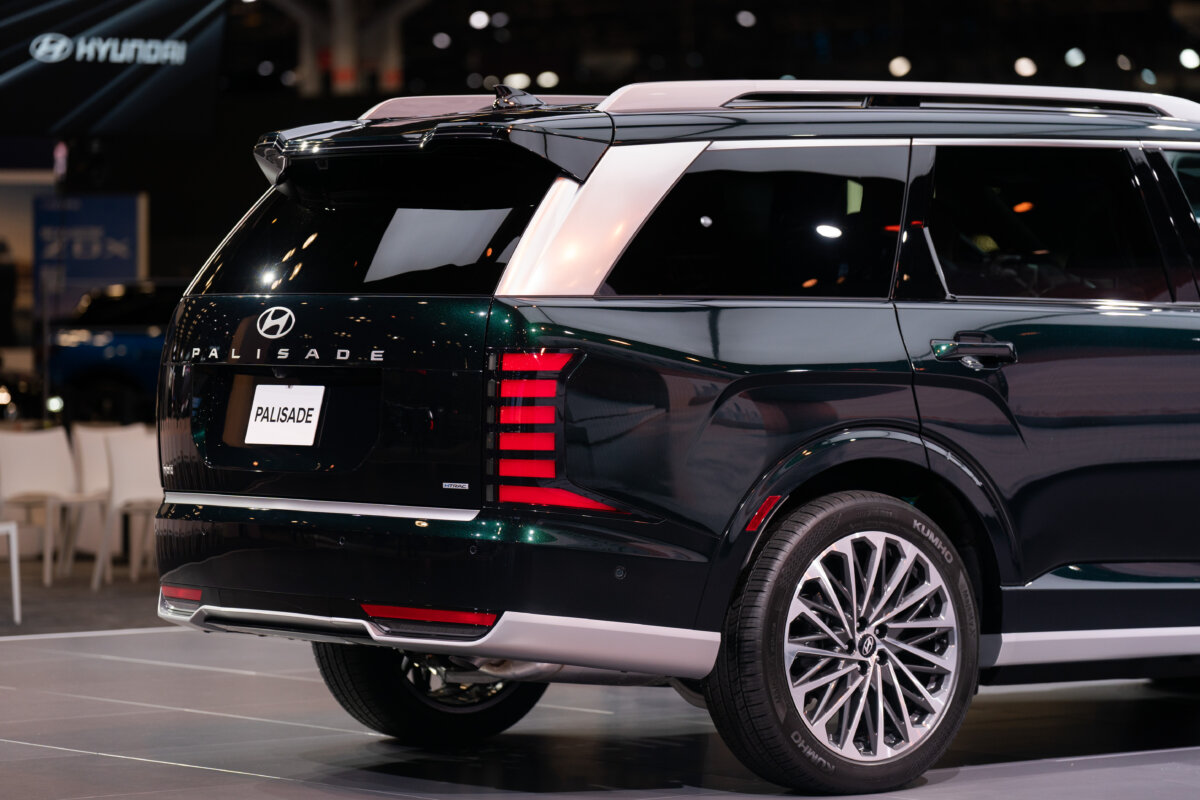 A 2026 Hyundai Palisade XRT Pro hybrid SUV on display at the New York International Auto Show on April 16, 2025. (Adam Gray/Getty Images)