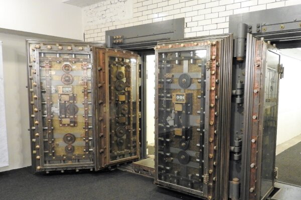 An Inheritance: O. Henry’s Short Story ‘One Thousand Dollars’