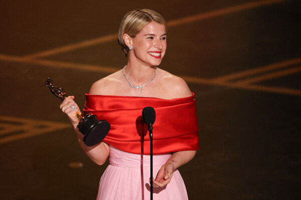 ‘The Beautiful Chaos of a Mother’s Heart’: Jessie Buckley Brings Motherhood to the Oscars