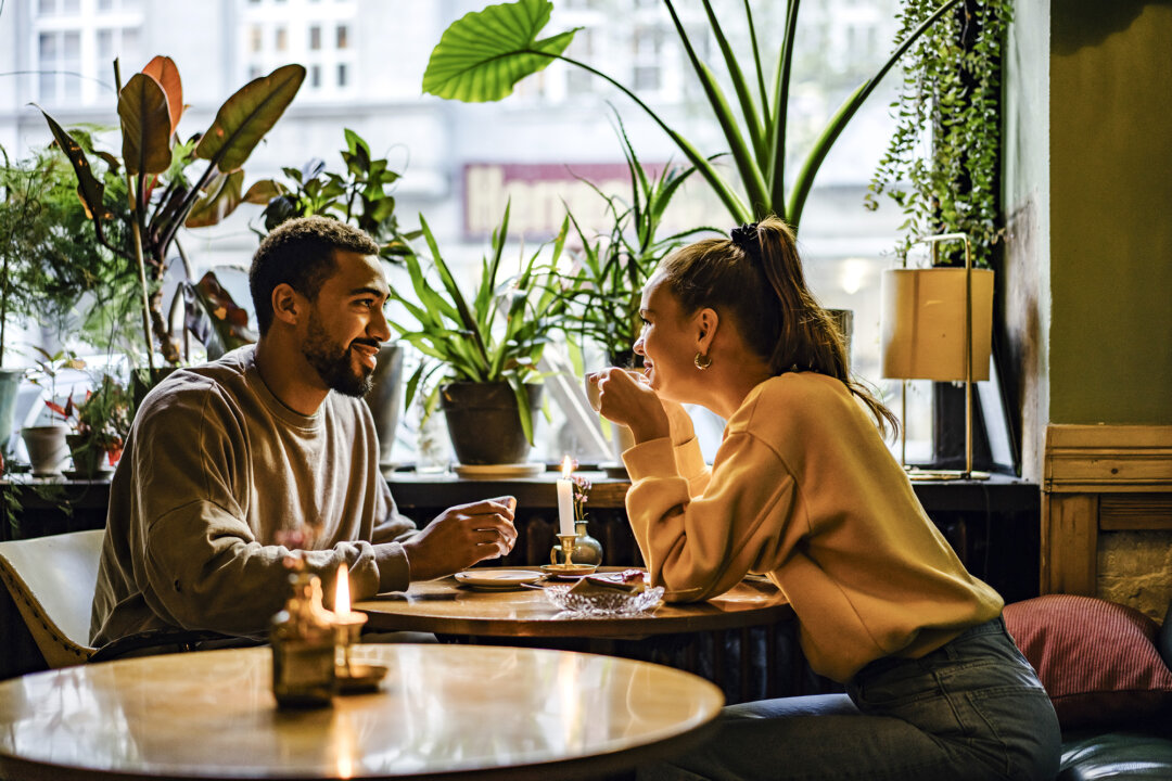 Why Is America Going Through a ‘Dating Recession’?