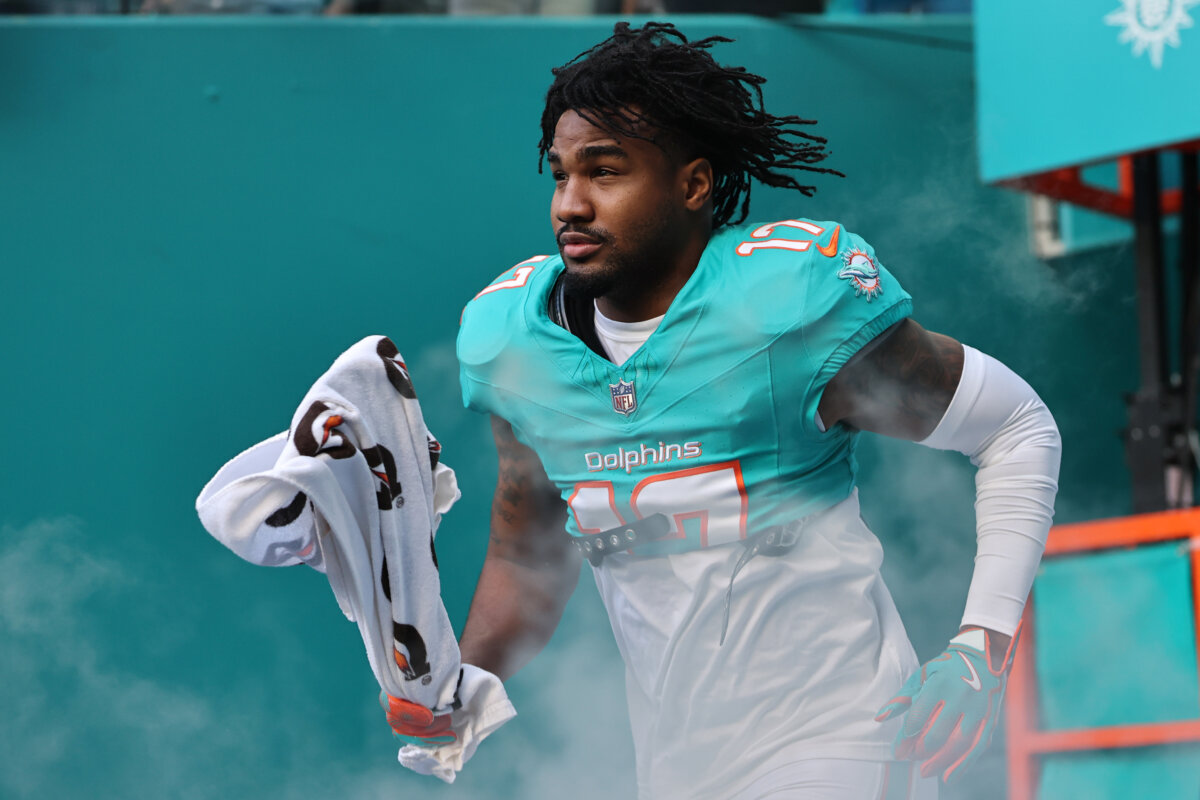Jaylen Waddle of the Miami Dolphins takes the field prior to a game against the Tampa Bay Buccaneers at Hard Rock Stadium in Miami Gardens, Fla., on Dec. 28, 2025. (Carmen Mandato/Getty Images)