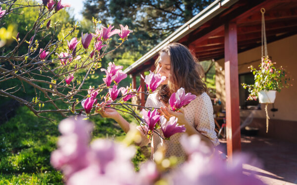 Awaken Your Senses: 5 Ways to Bring Spring Into Your Home
