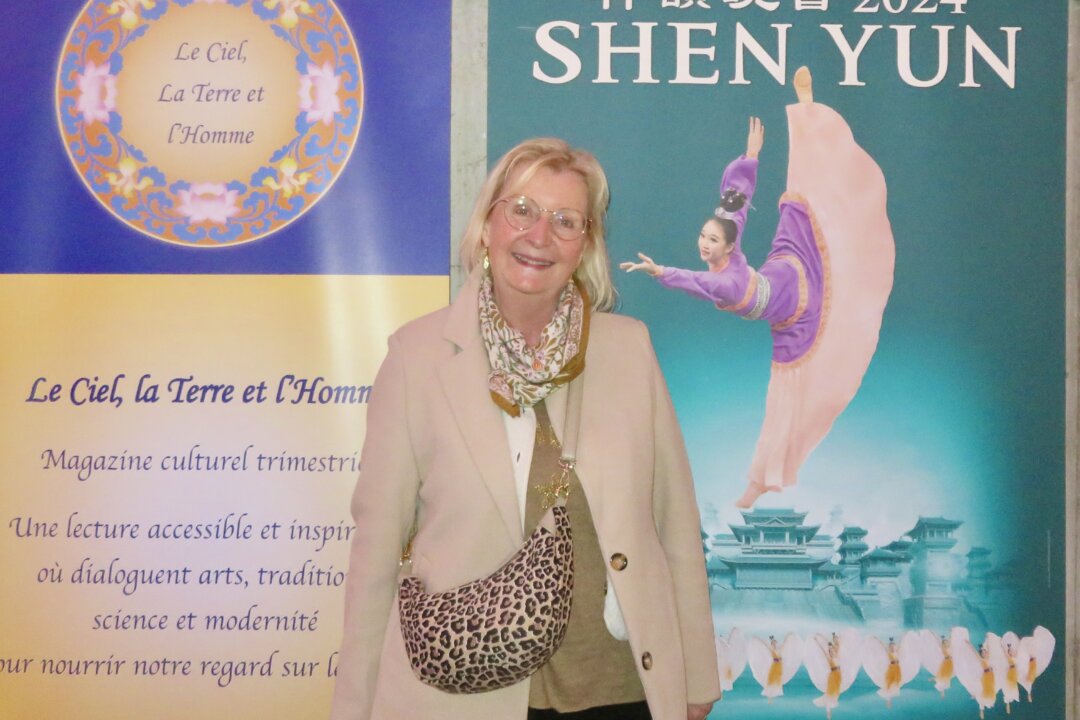 Isabelle Royal attended the Shen Yun performance in Amiens, France, on March 18, 2026. (Sheng Ming/The Epoch Times)