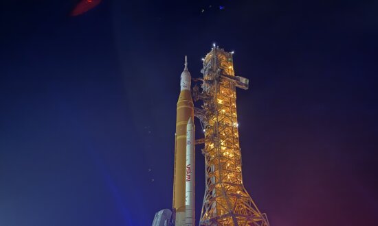 NASA Moves Moon Rocket Back to Launch Pad