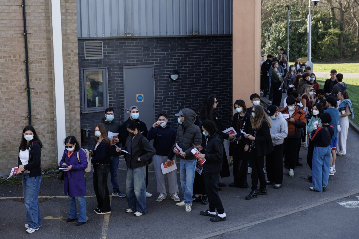 Students stand in line for meningitis vaccination on the University of Kent campus in Canterbury, England, on March 19, 2026. (Dan Kitwood/Getty Images)