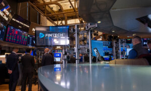Wall Street Opens Higher on Hopes of Middle East De-escalation; Pentagon to Deploy Army Paratroopers to Middle East