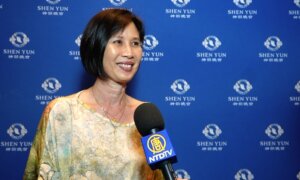 Shen Yun Helps Business Consultant Reconnect With Her Roots