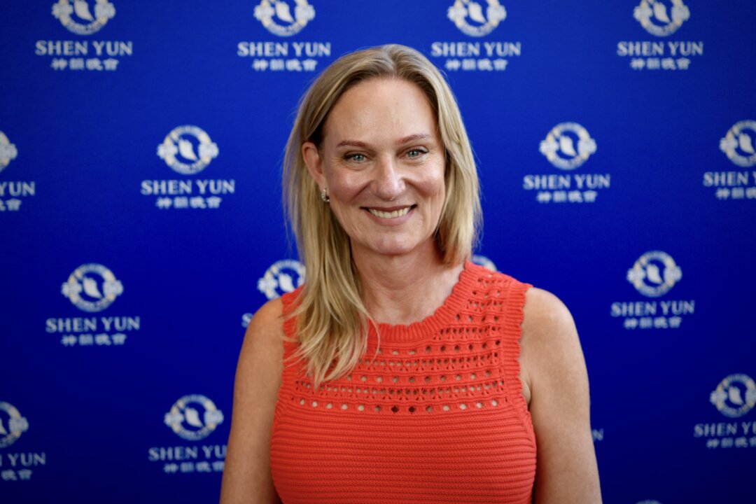 Tania Taylor enjoyed Shen Yun's matinee at the Sydney Lyric Theatre on March 21, 2026. (NTD)