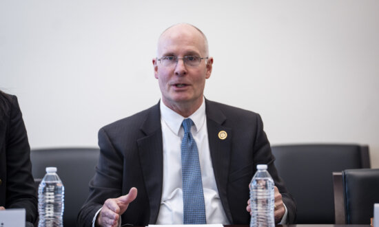 House Committee Chair Condemns Chinese Threat Campaign After Canceled Shen Yun Performance