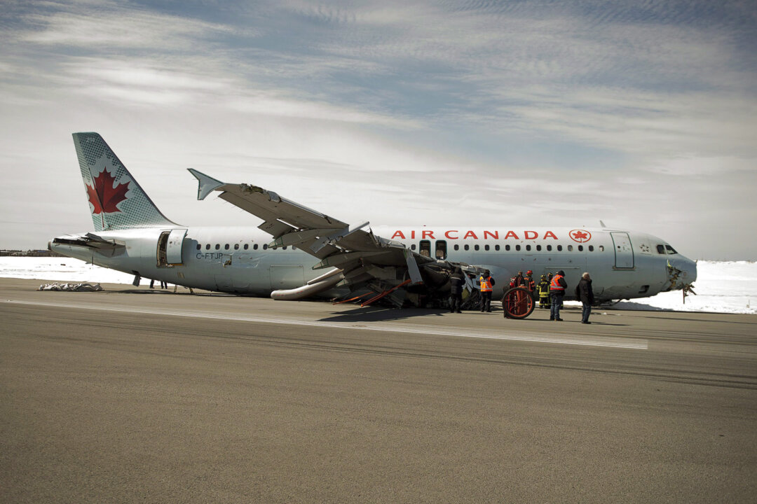 NS Court Approves $18M Class-Action Settlement in 2015 Air Canada Crash Landing