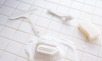 How to Prevent Bathroom Mold and Cut Kitchen Grease Naturally