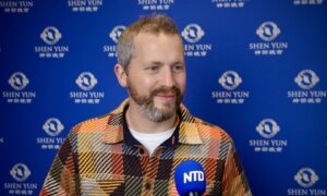 Fresco Artist Says Shen Yun Inspires With Beauty, Culture, and Spiritual Depth