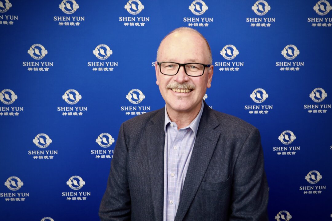 Bill Burst enjoyed Shen Yun's evening performance at the Sydney Lyric, Australia, on March 27, 2026. (NTD)