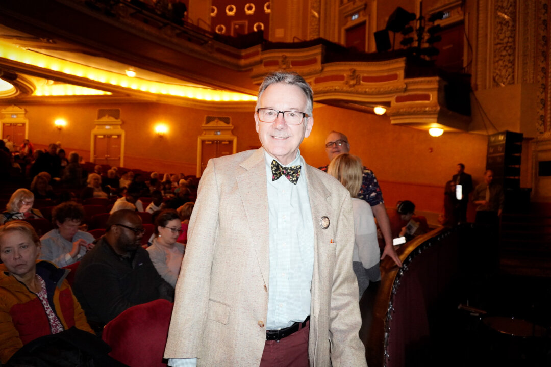 Musician Richard Dirlam attended Shen Yun Performing Arts at Minneapolis's Orpheum Theatre on March 28, 2026. (Nancy Ma/ The Epoch Times)