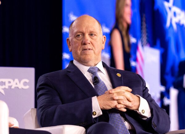 Homan Confirms 800,000 Figure