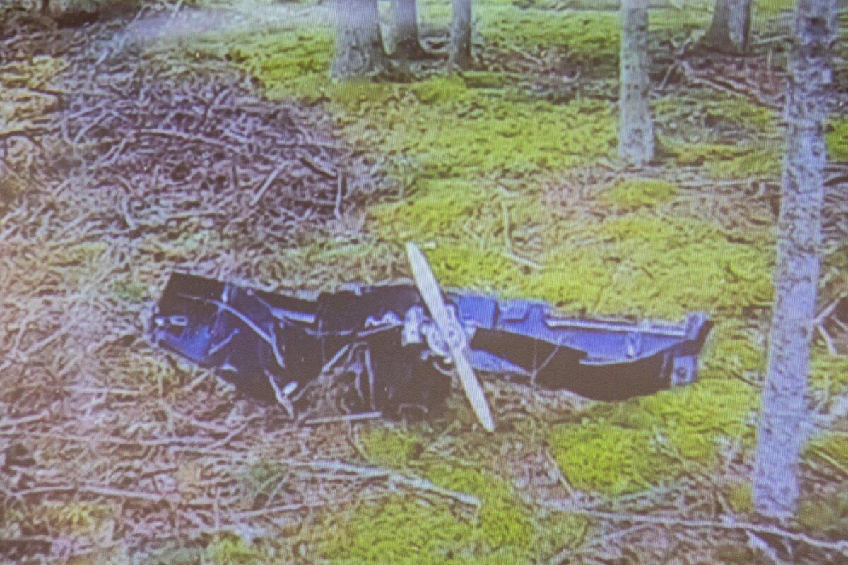 The image of a drone is displayed on a screen during a press conference in Kouvola, Finland March 29, 2026. Finland reported a suspected territorial violation by unmanned aerial vehicles in the southeast of the country, which the Finnish prime minister said was likely linked to Ukrainian drone attacks against Russia. (Lehtikuva/Sasu Jarnstedt via Reuters)