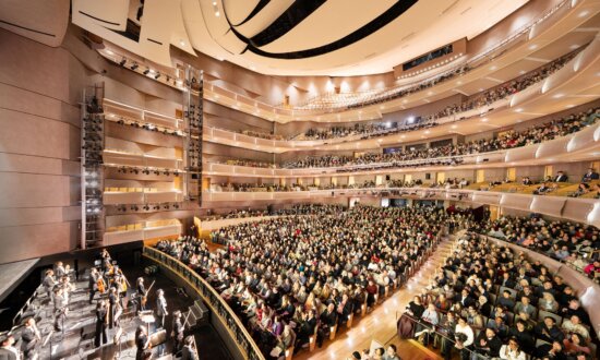 Shen Yun Returning to Toronto After China-Linked Bomb Threats Cancelled Six Shows
