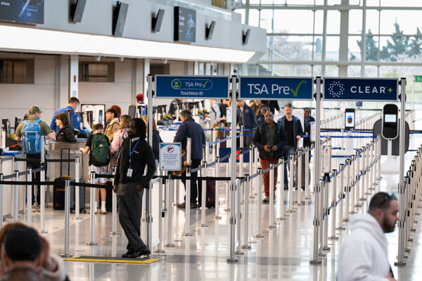 Airport Security Wait Times Slashed as TSA Workers Receive Paychecks