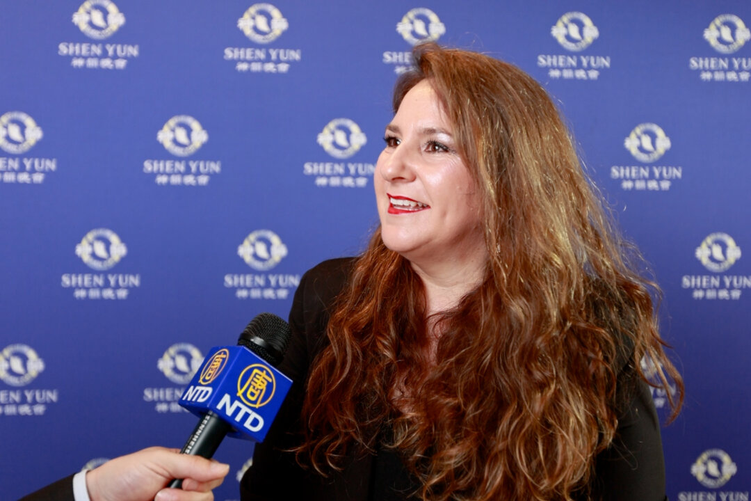 Teresa Castaño Hernández enjoyed Shen Yun Performing Arts’ Murcia performance on the evening of March 28, 2026.(NTD)