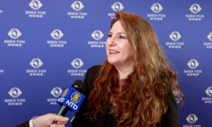 ‘I Left with My Eyes Full of Light’: Murcia Theatergoer Finds Peace and Renewal in Shen Yun