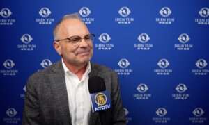 Theatergoer Says Watching Shen Yun Is ‘Like Looking at Nature’