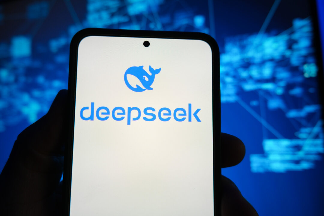 US Orders DeepSeek Removed From Federal Government Systems